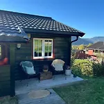 Sørlia Feriehus *